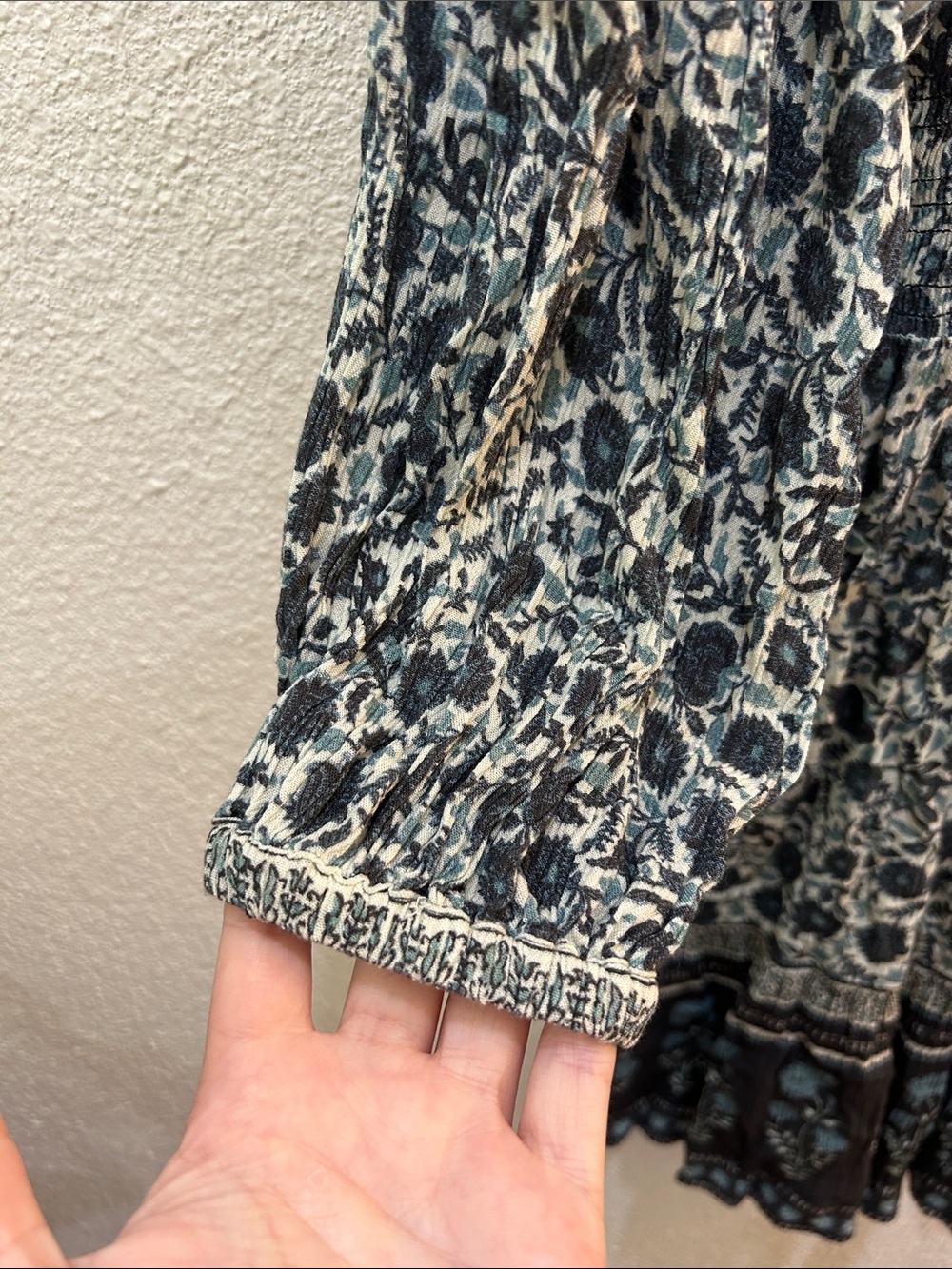 Faherty Montana Dress in Navy Folly Floral Size Medium - Picture 13 of 15